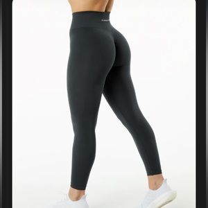 Brand new shadow alphalete amplify leggings